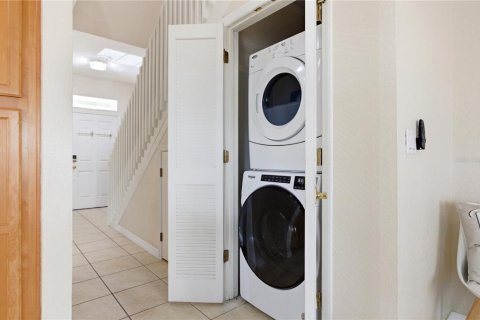 Adosado en venta en Kissimmee, Florida, 5 dormitorios, 165.27 m2 № 2201830 - foto 15