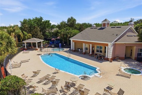 Adosado en venta en Kissimmee, Florida, 5 dormitorios, 165.27 m2 № 2201830 - foto 5