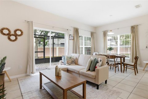 Adosado en venta en Kissimmee, Florida, 5 dormitorios, 165.27 m2 № 2201830 - foto 19