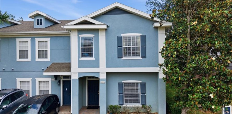 Adosado en Kissimmee, Florida 5 dormitorios, 165.27 m2 № 2201830