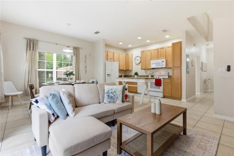 Adosado en venta en Kissimmee, Florida, 5 dormitorios, 165.27 m2 № 2201830 - foto 20