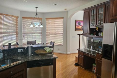 Снять в аренду виллу или дом в Купер-Сити, Флорида 4 спальни, 351.45м2, № 2085169 - фото 8