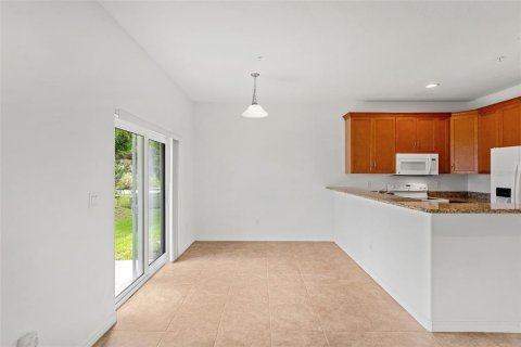 Townhouse in Cocoa Beach, Florida 3 bedrooms, 145.48 sq.m. № 2259146 - photo 14