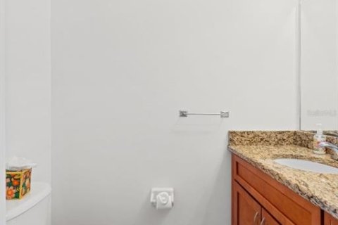Townhouse in Cocoa Beach, Florida 3 bedrooms, 145.48 sq.m. № 2259146 - photo 9