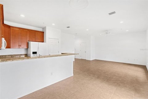 Townhouse in Cocoa Beach, Florida 3 bedrooms, 145.48 sq.m. № 2259146 - photo 16