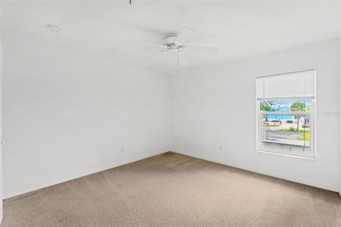 Townhouse in Cocoa Beach, Florida 3 bedrooms, 145.48 sq.m. № 2259146 - photo 21