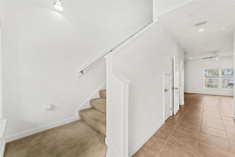 Townhouse in Cocoa Beach, Florida 3 bedrooms, 145.48 sq.m. № 2259146 - photo 7
