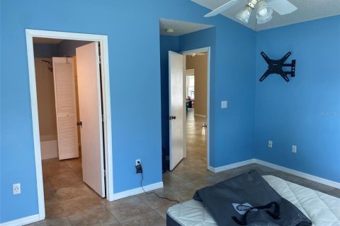 House in Brandon, Florida 3 bedrooms, 127.18 sq.m. № 1789382 - photo 4