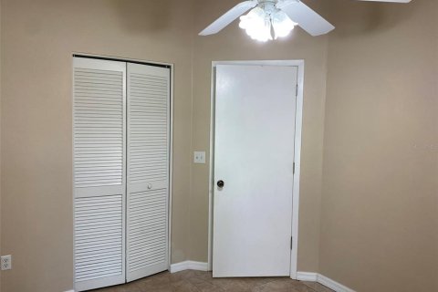 House in Brandon, Florida 3 bedrooms, 127.18 sq.m. № 1789382 - photo 13