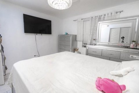 Adosado en alquiler en New Port Richey, Florida, 2 dormitorios, 77.2 m2 № 1559064 - foto 8