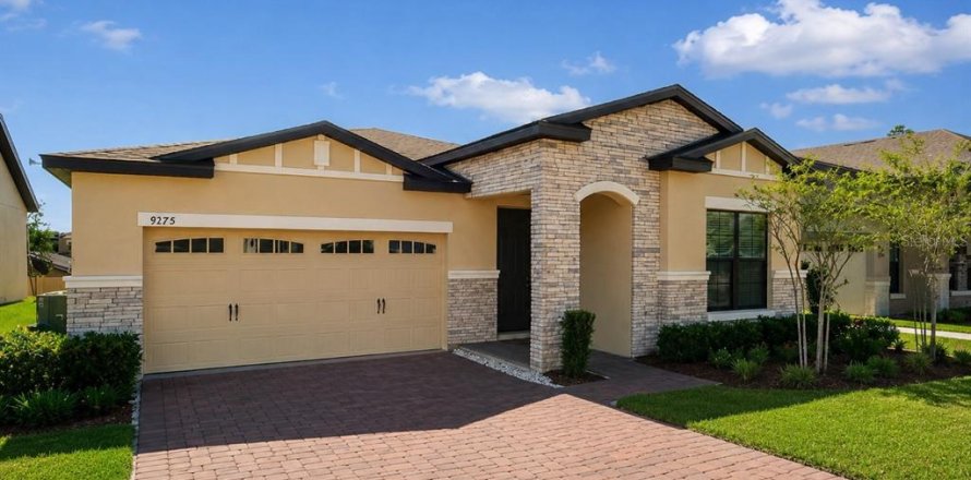 Villa ou maison à Groveland, Floride 4 chambres, 162.02 m2 № 2235492