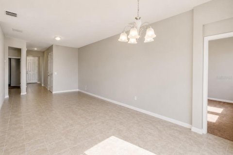 Villa ou maison à vendre à Groveland, Floride: 4 chambres, 162.02 m2 № 2235492 - photo 5