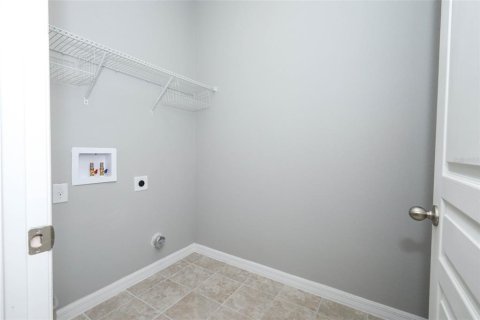 Villa ou maison à vendre à Groveland, Floride: 4 chambres, 162.02 m2 № 2235492 - photo 8