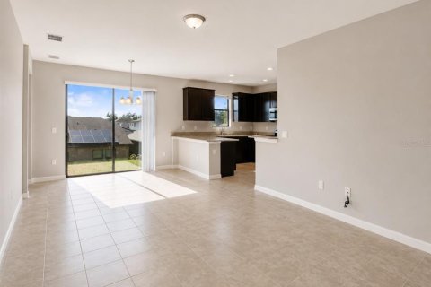 Villa ou maison à vendre à Groveland, Floride: 4 chambres, 162.02 m2 № 2235492 - photo 6