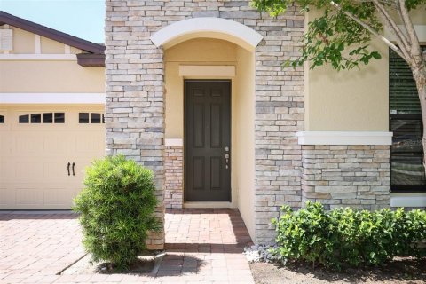 Villa ou maison à vendre à Groveland, Floride: 4 chambres, 162.02 m2 № 2235492 - photo 2