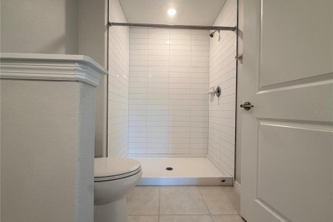Touwnhouse à louer à Zephyrhills, Floride: 3 chambres, 154.78 m2 № 2414901 - photo 10