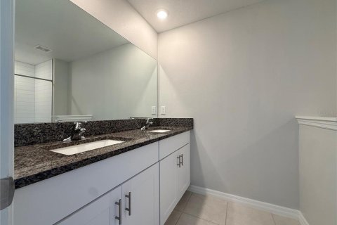 Touwnhouse à louer à Zephyrhills, Floride: 3 chambres, 154.78 m2 № 2414901 - photo 9
