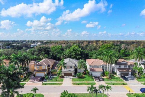 Villa ou maison à vendre à Boca Raton, Floride: 5 chambres, 281.96 m2 № 2261142 - photo 3