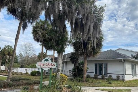 Condo in Gainesville, Florida, 2 bedrooms  № 2211281 - photo 11