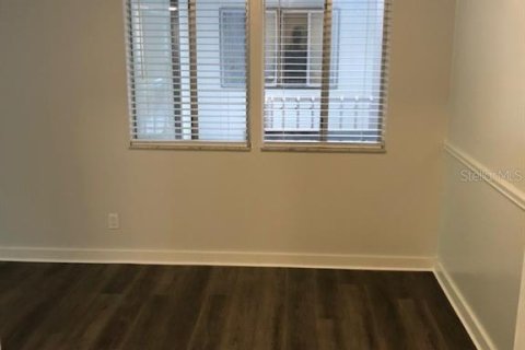 Condo in Gainesville, Florida, 2 bedrooms  № 2211281 - photo 6