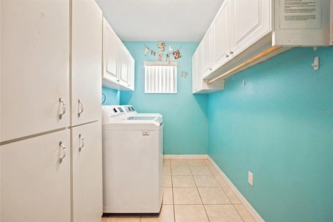 Villa ou maison à vendre à Ocala, Floride: 3 chambres, 185.8 m2 № 2391281 - photo 12