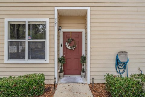 Condo in Gainesville, Florida, 2 bedrooms № 2210321 - photo 6