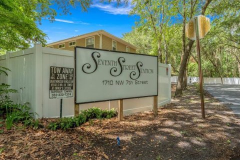 Condo in Gainesville, Florida, 2 bedrooms № 2210321 - photo 5