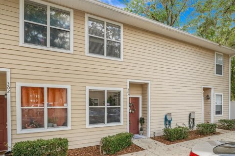 Condo in Gainesville, Florida, 2 bedrooms № 2210321 - photo 7