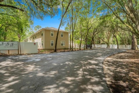 Condo in Gainesville, Florida, 2 bedrooms № 2210321 - photo 30