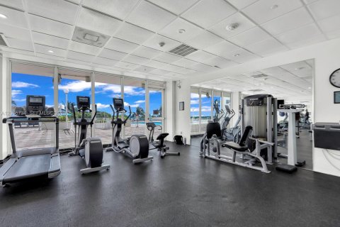 Condo in Miami Beach, Florida, 1 bedroom  № 2288765 - photo 14