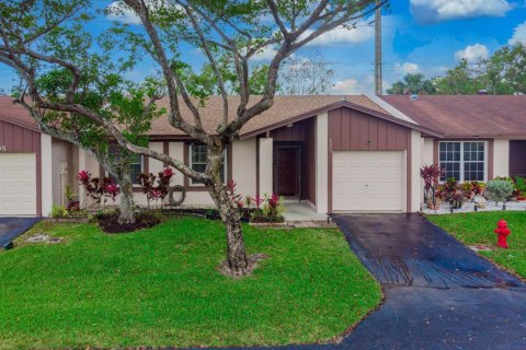 Apartment in Delray Beach, Florida 3 bedrooms, 129.41 sq.m. № 2392025