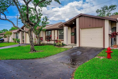 Apartment in Delray Beach, Florida 3 bedrooms, 129.41 sq.m. № 2392025 - photo 28