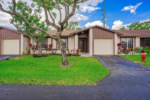 Apartment in Delray Beach, Florida 3 bedrooms, 129.41 sq.m. № 2392025 - photo 29