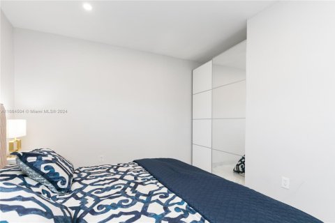 Copropriété à louer à Hallandale Beach, Floride: 2 chambres, 92.9 m2 № 1862874 - photo 22