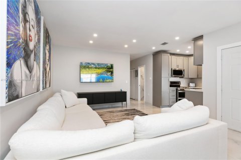 Copropriété à louer à Hallandale Beach, Floride: 2 chambres, 92.9 m2 № 1862874 - photo 15