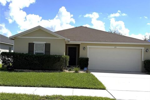 House in Winter Haven, Florida 3 bedrooms, 144.74 sq.m. № 2362305