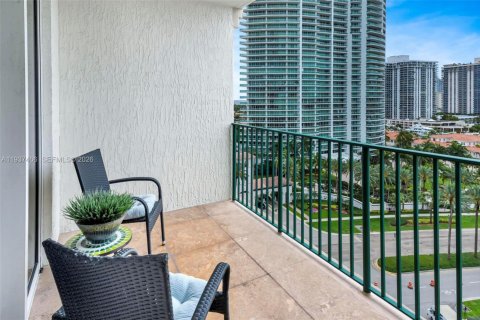 Снять в аренду кондоминиум в Санни-Айлс-Бич, Флорида 2 спальни, 116.78м2, № 1995784 - фото 27