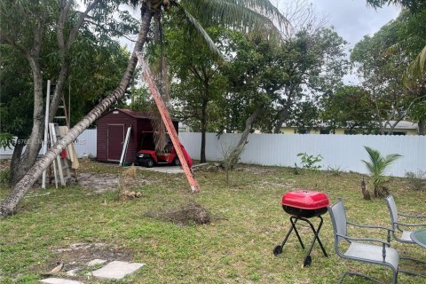 House in Fort Lauderdale, Florida 3 bedrooms, 103.68 sq.m. № 1937487 - photo 12
