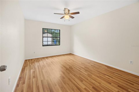 House in Ocala, Florida 4 bedrooms, 154.68 sq.m. № 1834776 - photo 28