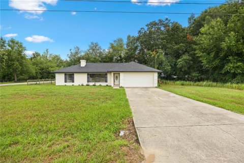 House in Ocala, Florida 4 bedrooms, 154.68 sq.m. № 1834776 - photo 1
