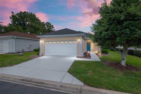 Casa en venta en Summerfield, Florida, 1 dormitorio, 94.76 m2 № 1839890 - foto 1