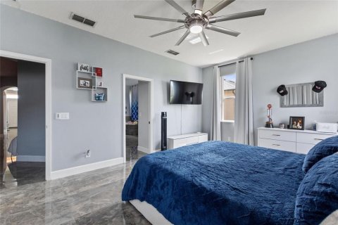 House in Lake Wales, Florida 5 bedrooms, 256.13 sq.m. № 2236560 - photo 21
