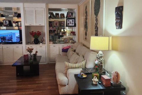 Condominio en venta en Aventura, Florida, 2 dormitorios, 101.82 m2 № 1985549 - foto 10