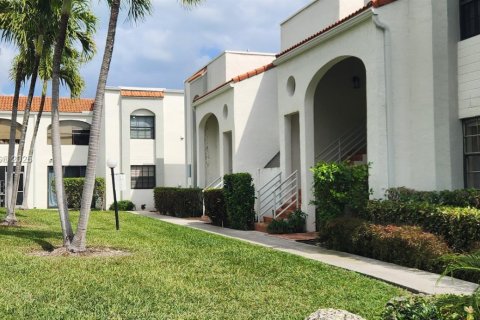 Condominio en venta en Aventura, Florida, 2 dormitorios, 101.82 m2 № 1985549 - foto 4