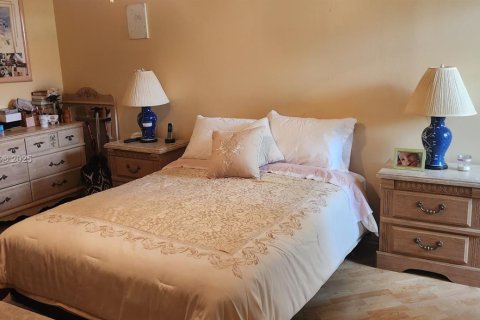 Condominio en venta en Aventura, Florida, 2 dormitorios, 101.82 m2 № 1985549 - foto 12