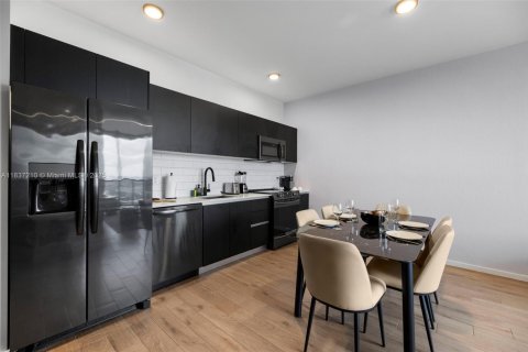 Condominio en venta en Miami, Florida, 1 dormitorio, 58.16 m2 № 1821870 - foto 14
