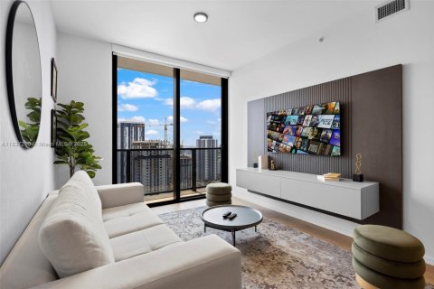 Condominio en venta en Miami, Florida, 1 dormitorio, 58.16 m2 № 1821870 - foto 10