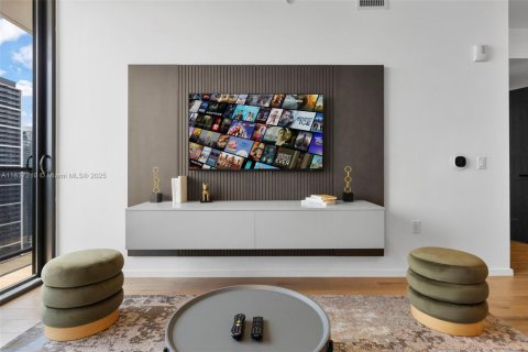 Condominio en venta en Miami, Florida, 1 dormitorio, 58.16 m2 № 1821870 - foto 12