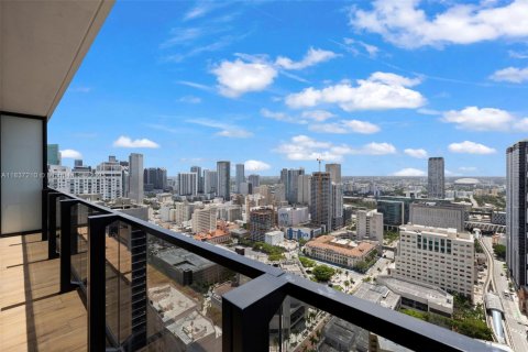 Condominio en venta en Miami, Florida, 1 dormitorio, 58.16 m2 № 1821870 - foto 1