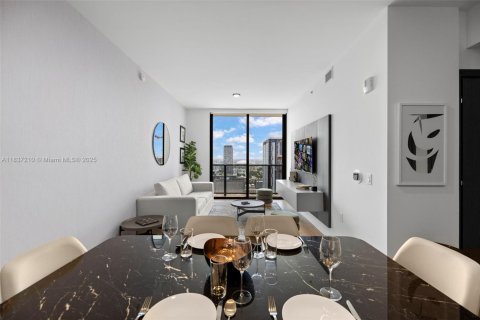 Condominio en venta en Miami, Florida, 1 dormitorio, 58.16 m2 № 1821870 - foto 5